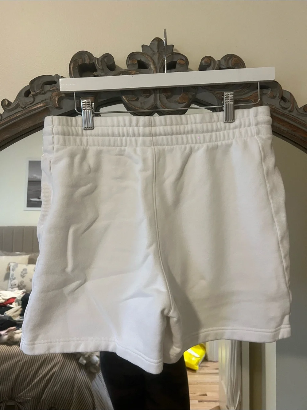 Aritzia tna shorts